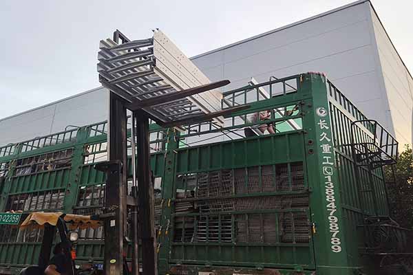 delivery-automated-broiler-cages-for-40000-birds-to-philippines